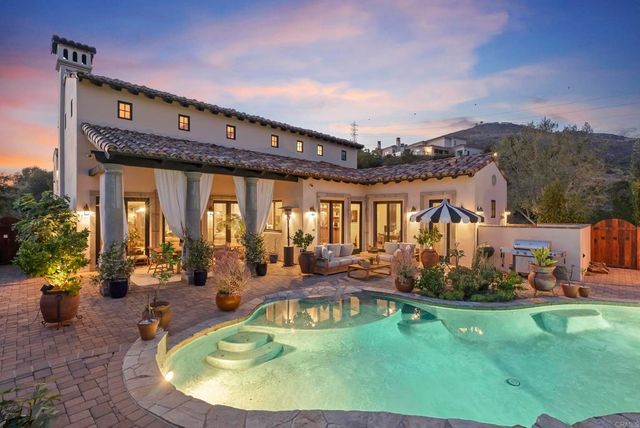 7240 Camino De Arriba, Rancho Santa Fe, CA 92067
