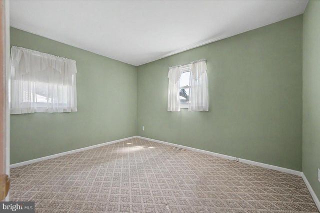 216 CATALINA DR, Newark, DE 19711