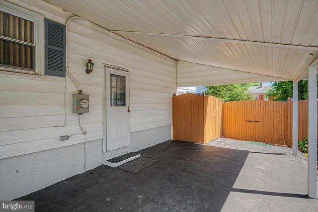 216 CATALINA DR, Newark, DE 19711