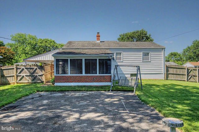 216 CATALINA DR, Newark, DE 19711