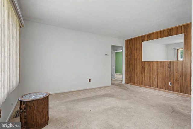 216 CATALINA DR, Newark, DE 19711