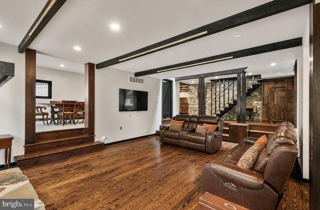 116 OAKWOOD LN, Phoenixville, PA 19460
