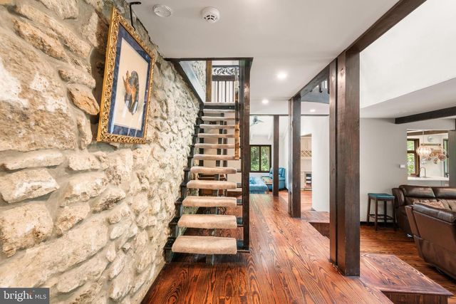 116 OAKWOOD LN, Phoenixville, PA 19460