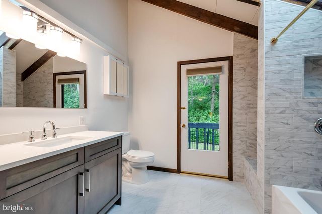 116 OAKWOOD LN, Phoenixville, PA 19460