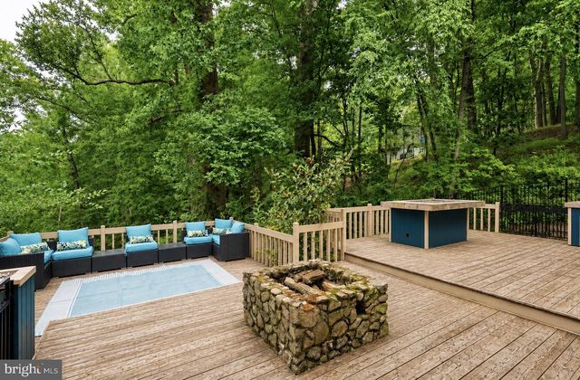 116 OAKWOOD LN, Phoenixville, PA 19460