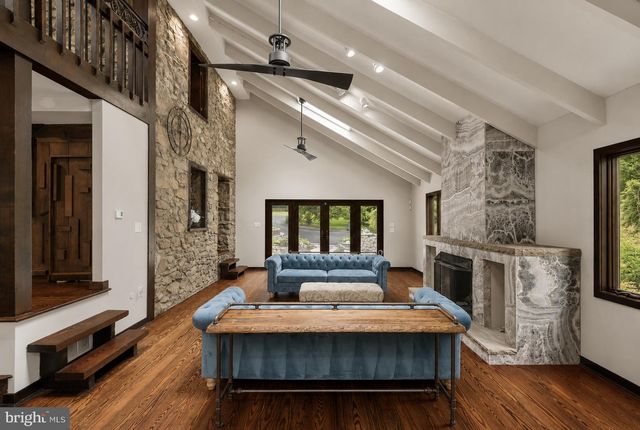 116 OAKWOOD LN, Phoenixville, PA 19460