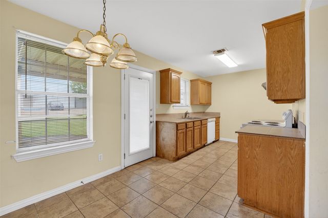 5004 Canton Street, Greenville, TX 75402