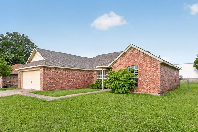 5004 Canton Street, Greenville, TX 75402