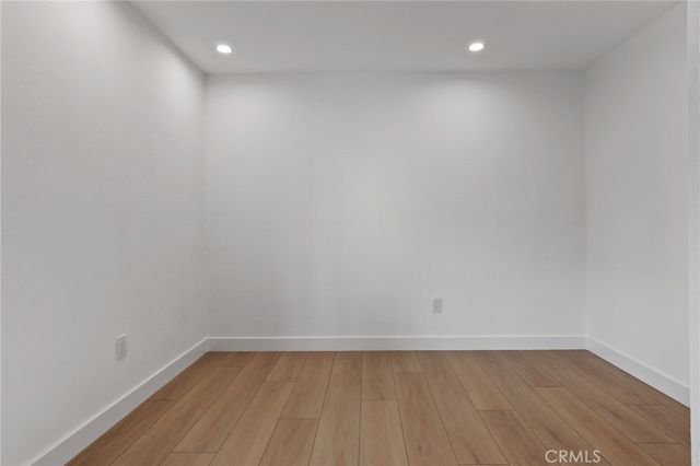 1030 W Macarthur 90, Santa Ana, CA 92707