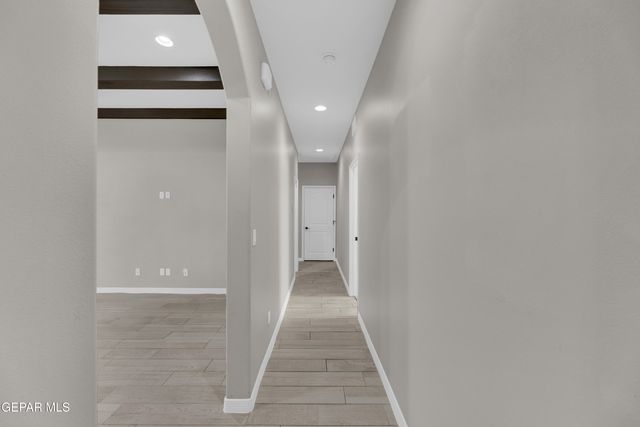 10613 HIDDEN PALM Place, El Paso, TX 79924