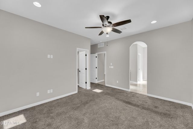 10613 HIDDEN PALM Place, El Paso, TX 79924