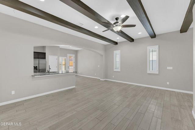 10613 HIDDEN PALM Place, El Paso, TX 79924