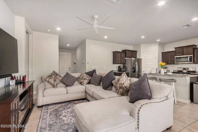 17949 S Whispering Glen Path, Sahuarita, AZ 85629