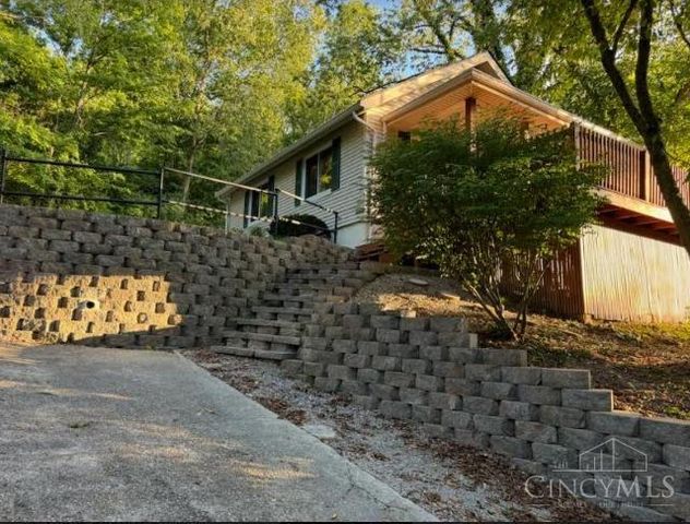 786 Sutton Road, Anderson Twp, OH 45230