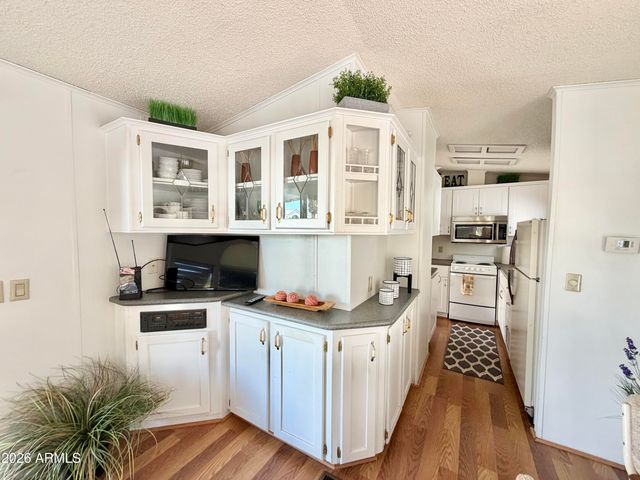 111 S GREENFIELD Road 481, Mesa, AZ 85206