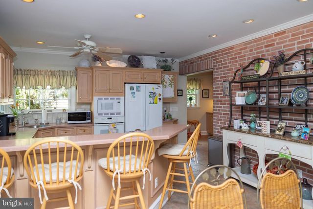 351 BELLEVUE AVE, Haddonfield, NJ 08033