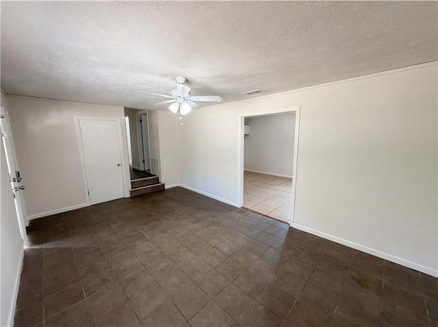 2405 Eric Lane, Douglasville, GA 30135