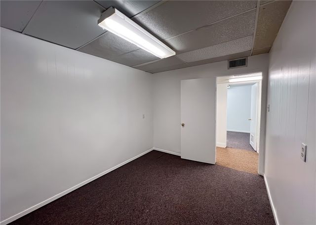 333 W Broadway Ave, Portland, TX 78374