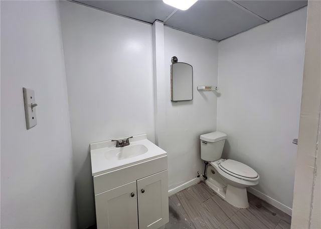 333 W Broadway Ave, Portland, TX 78374