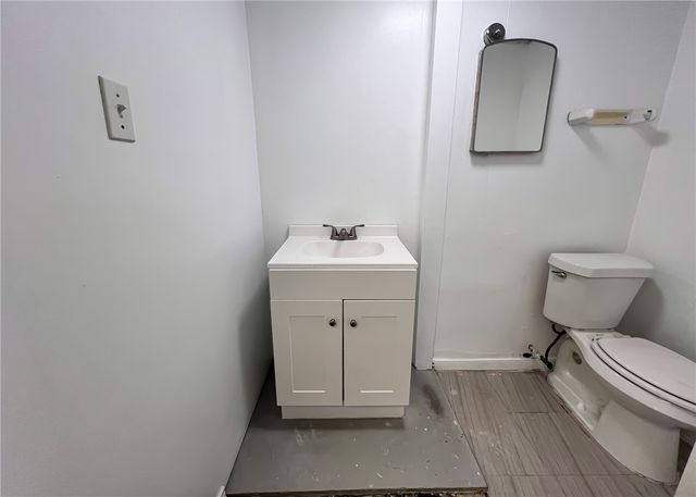 333 W Broadway Ave, Portland, TX 78374