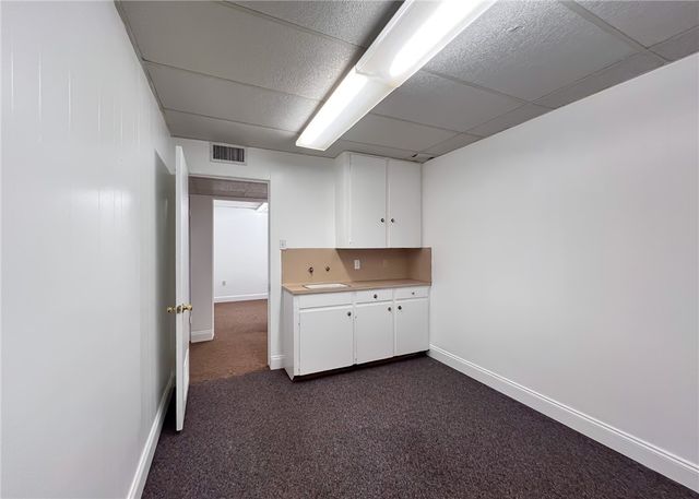 333 W Broadway Ave, Portland, TX 78374