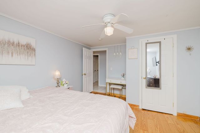13 Luscomb Ln, New Bedford, MA 02745