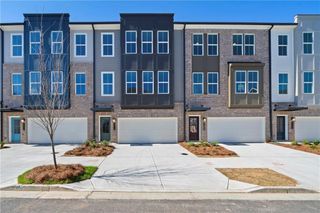 2676 Creek View Terrace, Atlanta, GA 30318