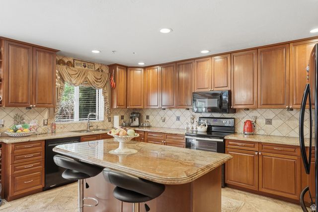 15139 S HOLLY GROVE CT, Draper, UT 84020