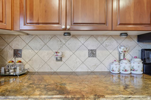 15139 S HOLLY GROVE CT, Draper, UT 84020