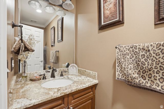 15139 S HOLLY GROVE CT, Draper, UT 84020