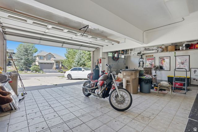 15139 S HOLLY GROVE CT, Draper, UT 84020