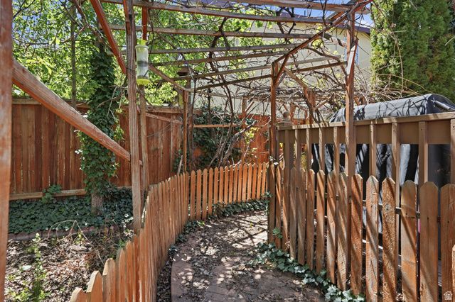 15139 S HOLLY GROVE CT, Draper, UT 84020