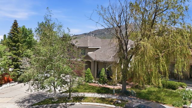 15139 S HOLLY GROVE CT, Draper, UT 84020