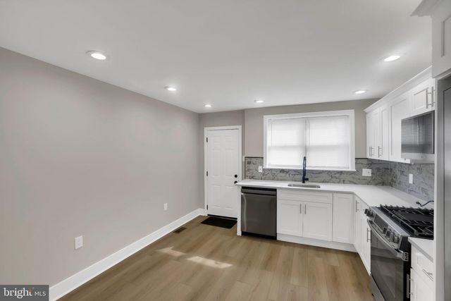 810 WATKINS ST, Philadelphia, PA 19148