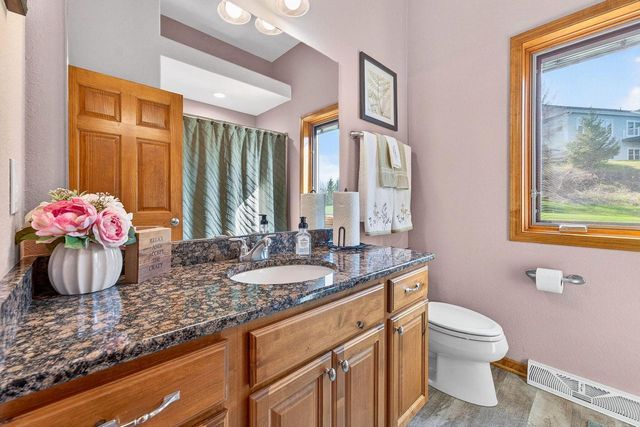 N5187 Union Hill ROAD, Oconomowoc, WI 53066
