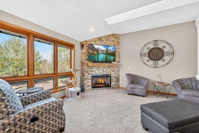 N5187 Union Hill ROAD, Oconomowoc, WI 53066