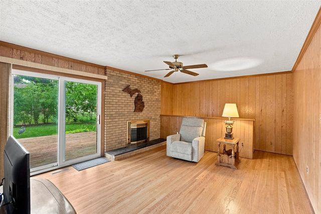 32460 Dunford Street, Farmington Hills, MI 48334