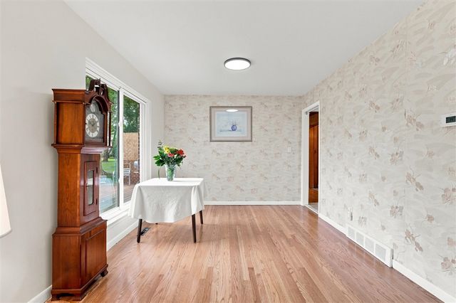 32460 Dunford Street, Farmington Hills, MI 48334