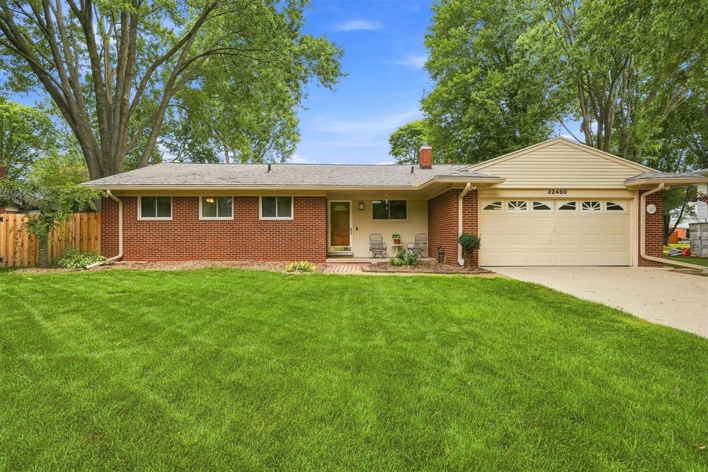 32460 Dunford Street, Farmington Hills, MI 48334