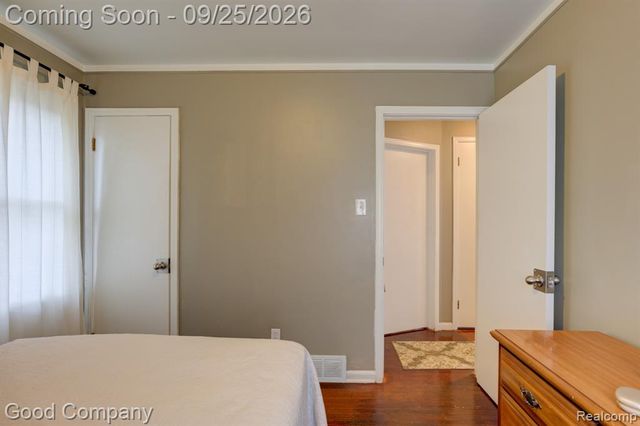 13935 Rutland Street, Detroit, MI 48227