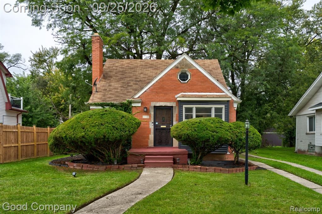 13935 Rutland Street, Detroit, MI 48227