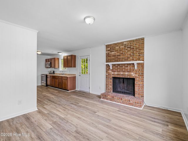 613 Kimberly Lane, Jacksonville, NC 28546