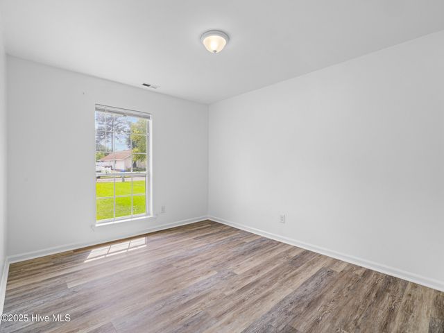 613 Kimberly Lane, Jacksonville, NC 28546