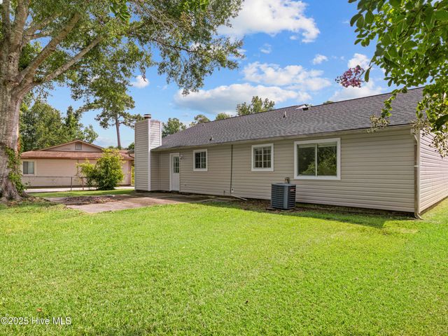 613 Kimberly Lane, Jacksonville, NC 28546