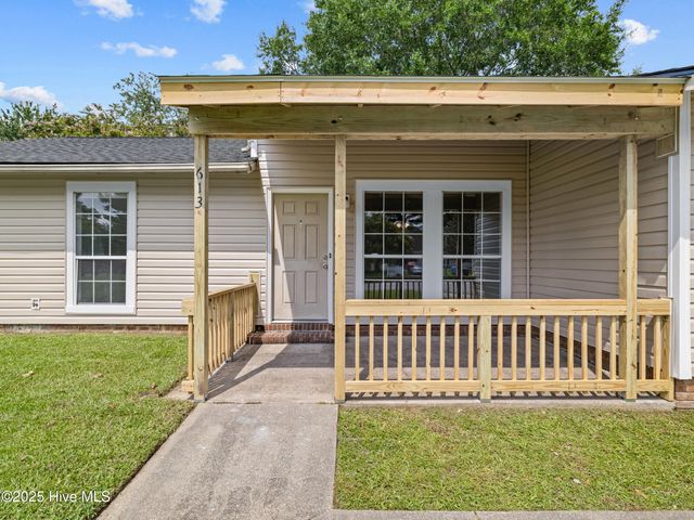 613 Kimberly Lane, Jacksonville, NC 28546
