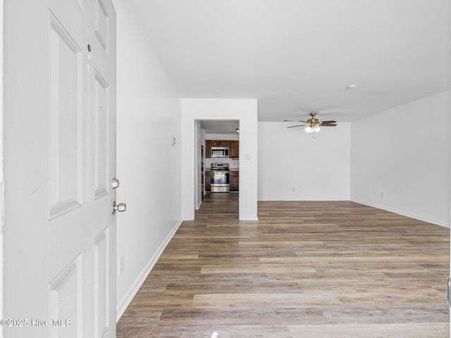 613 Kimberly Lane, Jacksonville, NC 28546