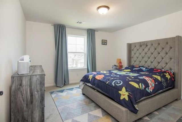 11211 Stirton, Tomball, TX 77375