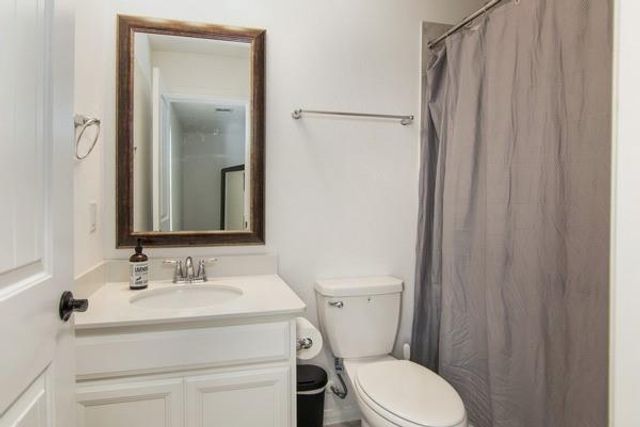 11211 Stirton, Tomball, TX 77375