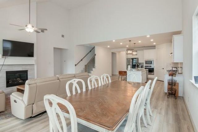 11211 Stirton, Tomball, TX 77375