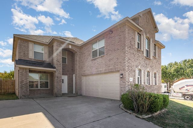603 Sotogrande Street, Grand Prairie, TX 75051